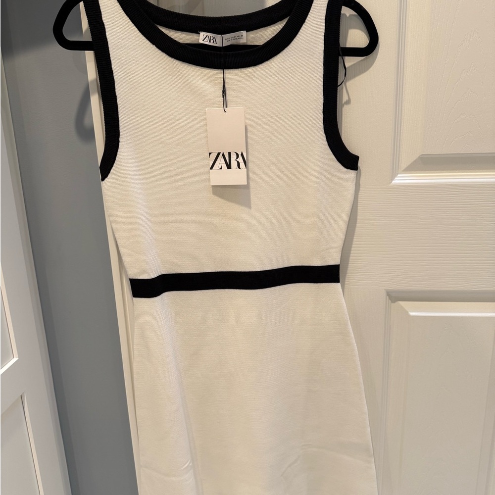 Zara White and Black Sleeveless Dress